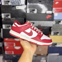 Nike Dunk Low “USC” Size 8.5