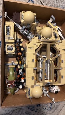 Ucs mos Eisley cantina (Lego Star Wars)
