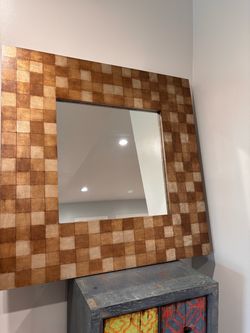 Checkered square mirror