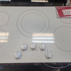 AMAZING 36" GE ELECTRIC COOKTOP 