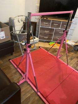 Kids Gymnastics Bar and Mat