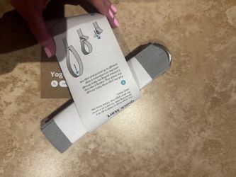 Yoga mat strap