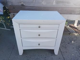 2 drawer night stand