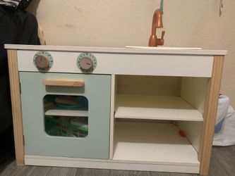 Kids play kitchen