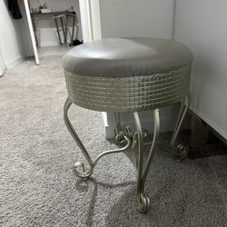 Metal vanity stool chair
