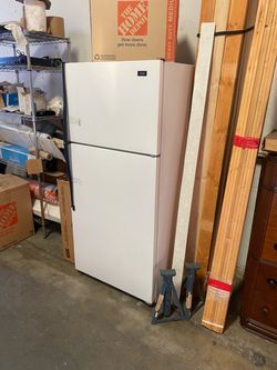 Roper refrigerator