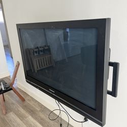 Free 42” Panasonic Plasma  TV