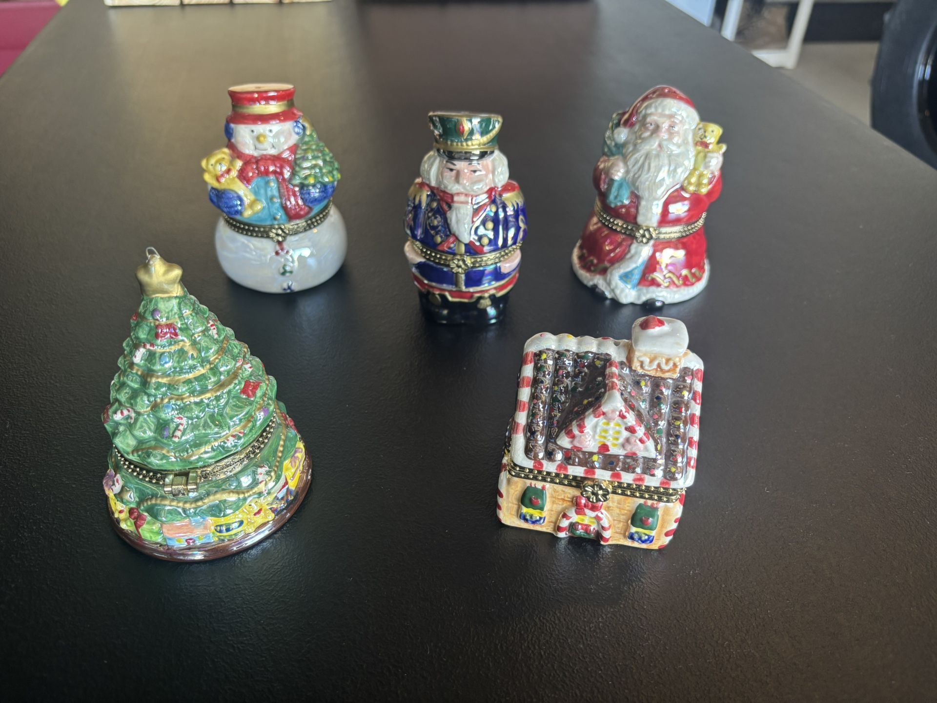 Christmas Porcelain Music Boxes