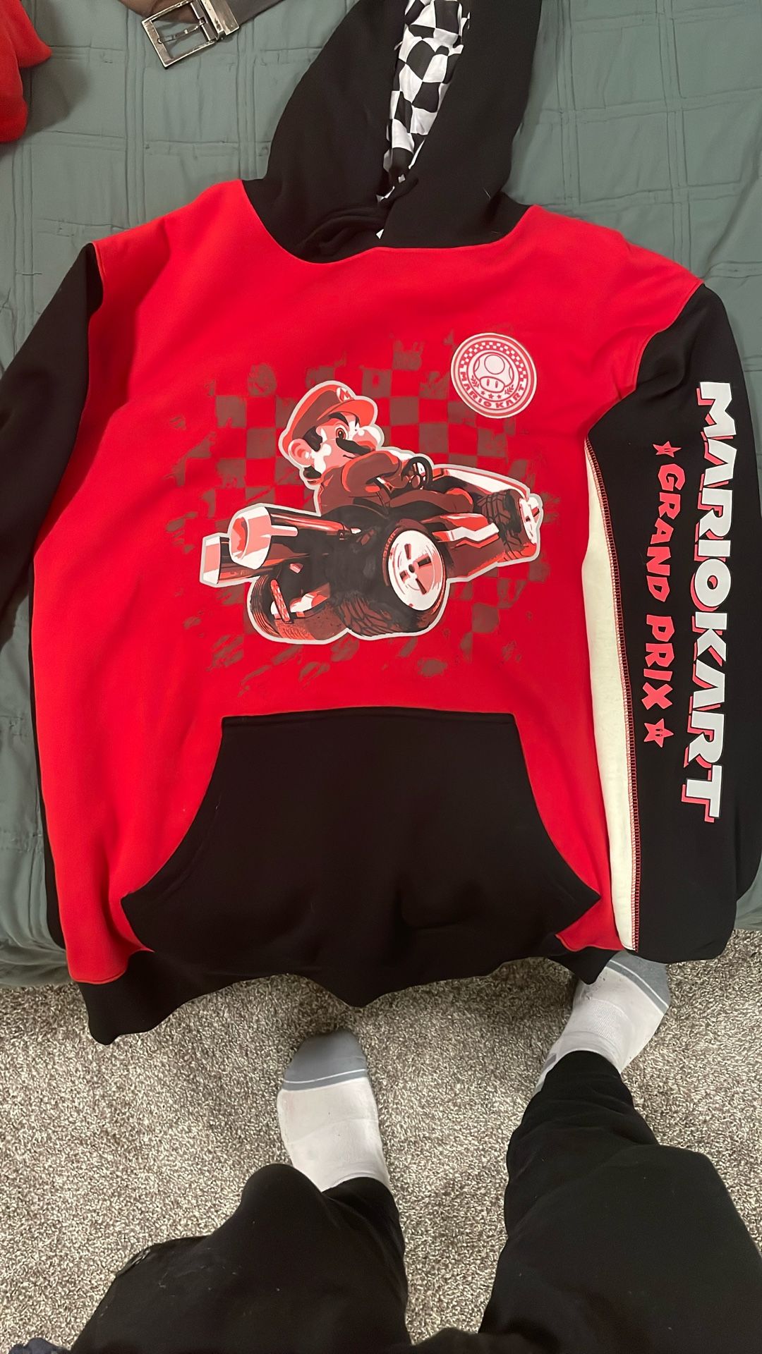 Universal Studios Hollywood Super Nintendo World Mario Kart Grand Prix Hoodie M