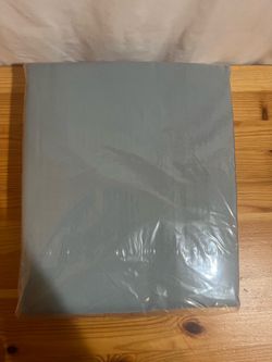 Amazon Basics Lightweight Ultra-Soft, Wrinkle-Free, Breathable Microfiber 4 Piece Bed Sheet Set with 14-Inch Deep Pockets, Full, Spa Blue, Solid Brand