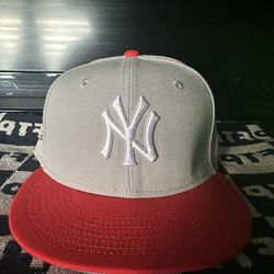 Fitted hat