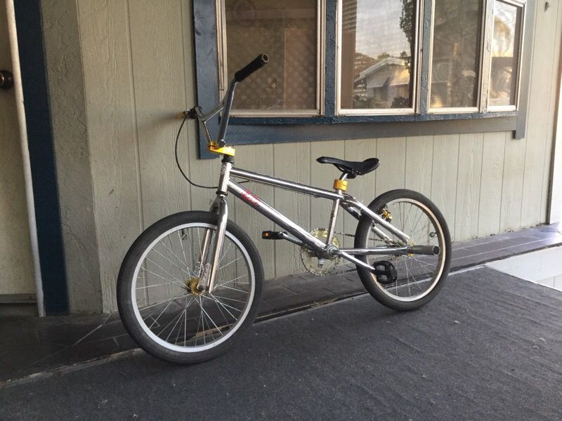Rhino turn n burn bmx bike