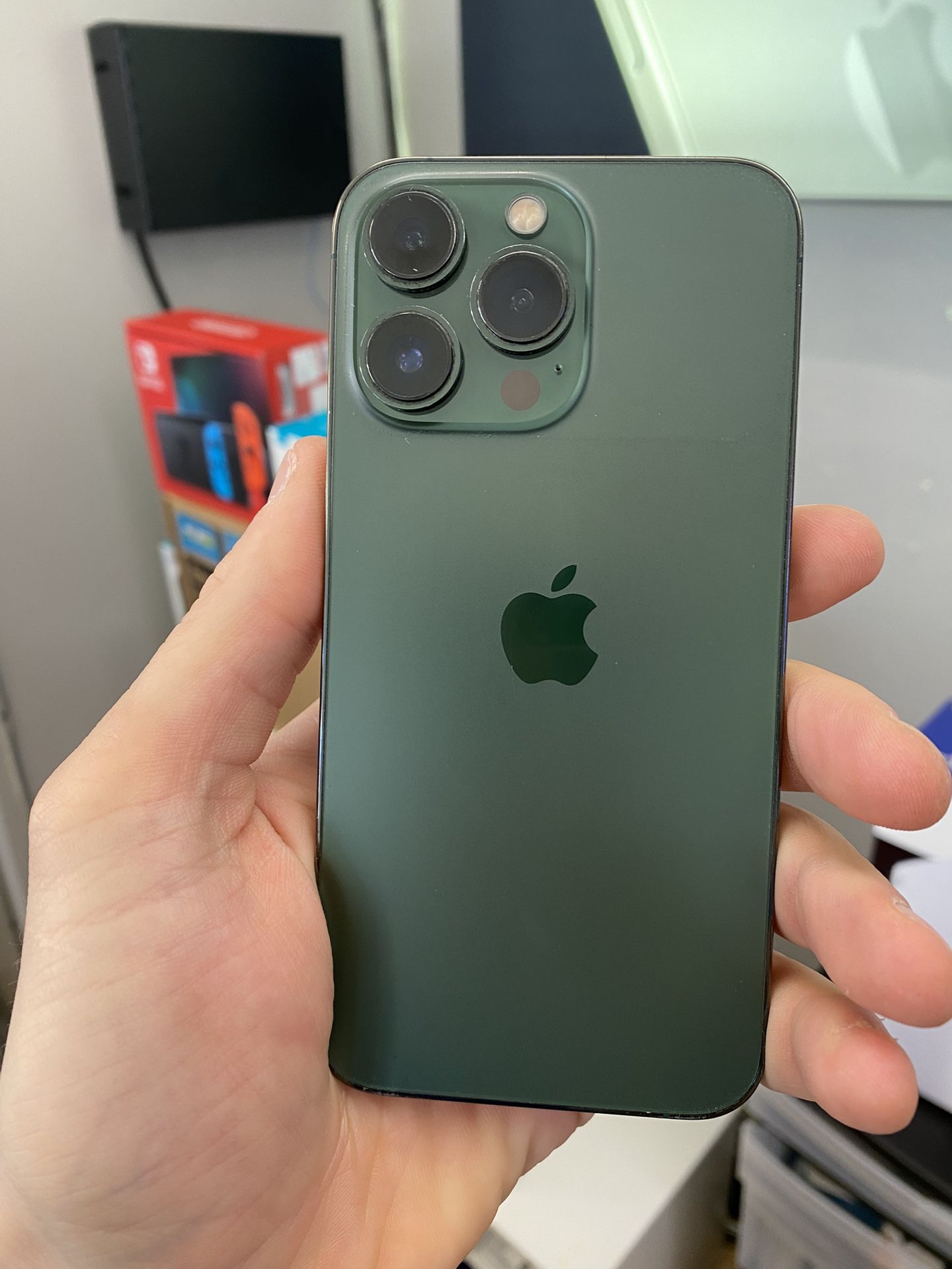 Unlocked iPhone 13 Pro 512GB