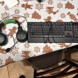 TTEsports Gaming Keyboard & Razor Bluetooth Gaming Headset