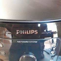 Philips Premium Airfryer XXL with Fat Removal Technology and Grill