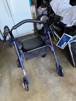 Drive Medical Rollator Walker with Seat