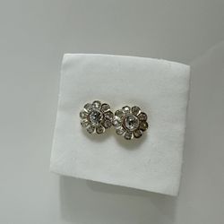 Antique Gold Earings with Diamonds