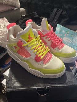 Air Jordan 4 Lemon Venom Sneakers