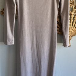 Ladies long gray dress-size Medium