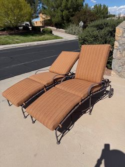 Simone crescendo Chase lounges with cushions bronze classic