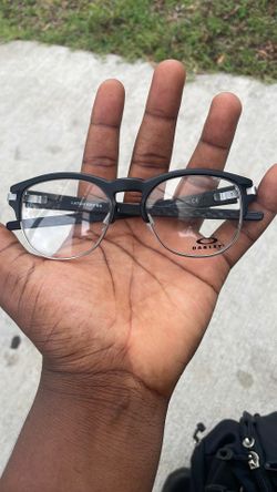 OAKLEY  glasses
