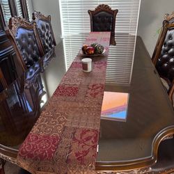 Elegant 7-Piece Dining Table Set – Solid Wood w/ Leather Chairs