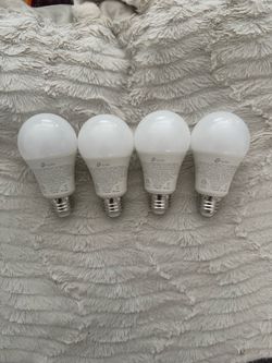 Kasa Smart Light Bulbs (Multicolor, 4-Pack) KL125P4