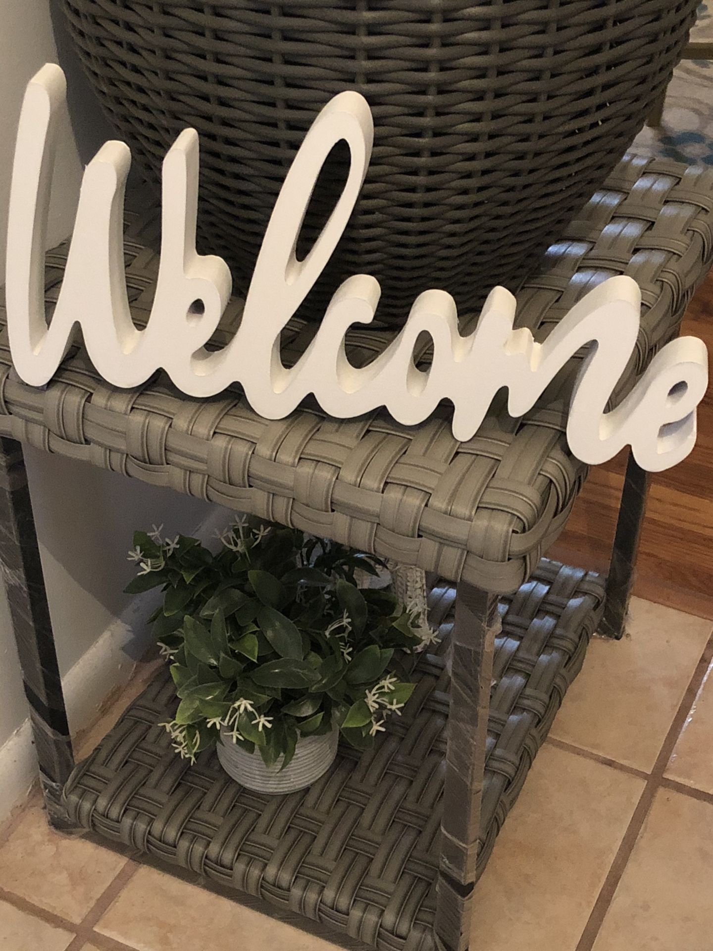 Home Decor Welcome Sign