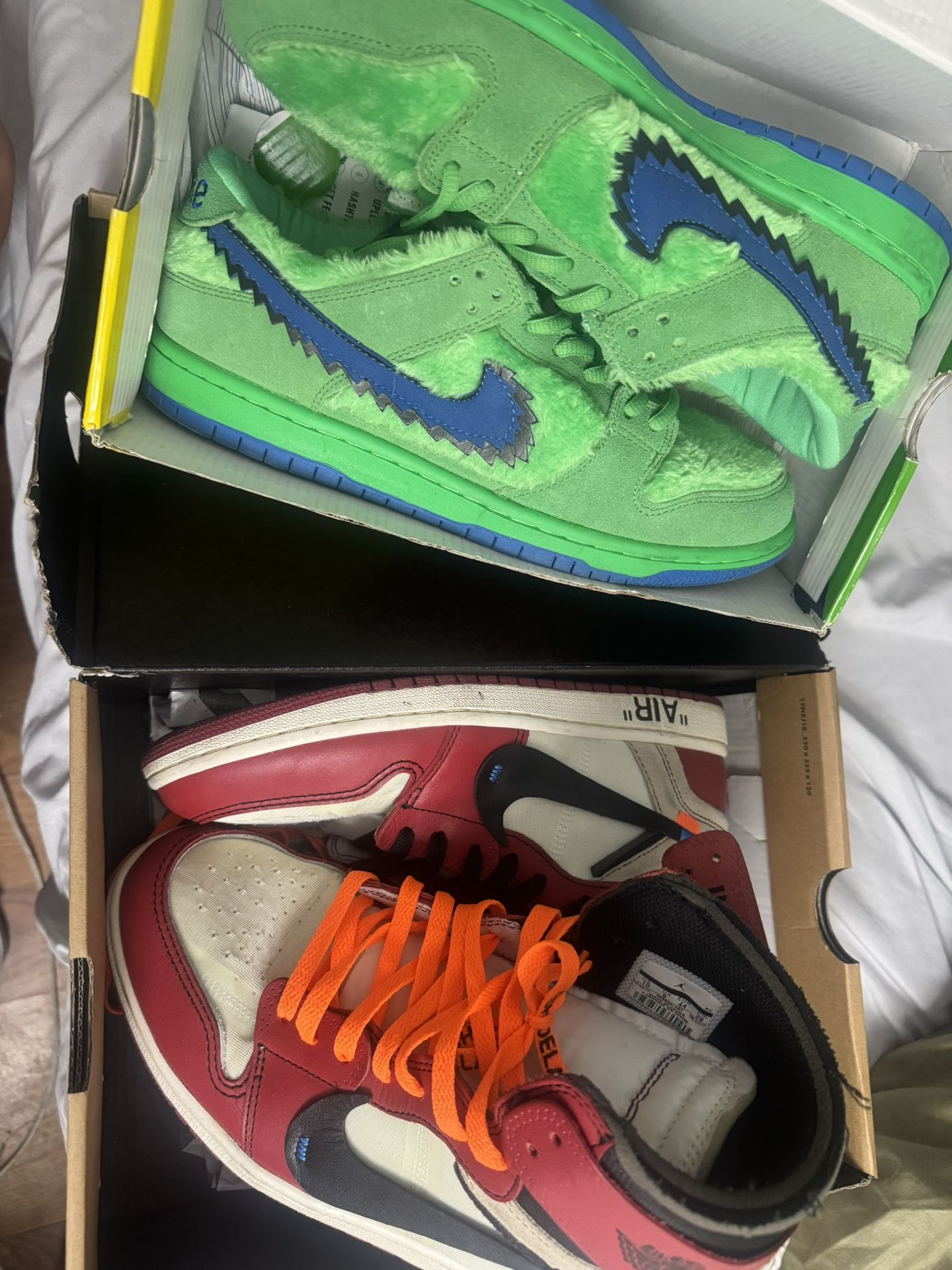 Nike shoes 