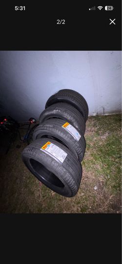 4 BRAND NEW TIRES 215/55/17