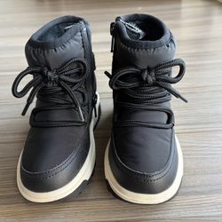 Waterproof Snow Boots Size 8.5 Toddler