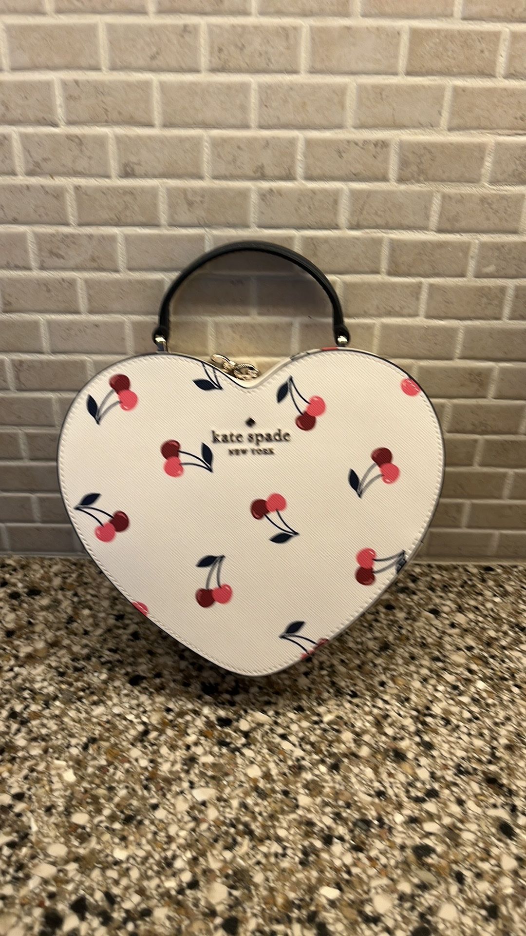 Kate Spade Love Shack W/Cherries