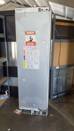 THERMADOR 18 INCH BUILT-IN FREEZER COLUMN PANEL READY