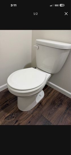Kohler toilet like new