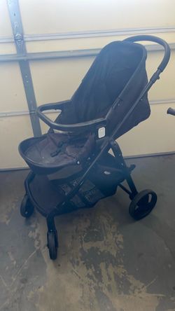Graco stroller with car seat and base