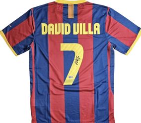 David Villa Signed Auto Barcelona Soccer Jersey Beckett BAS COA