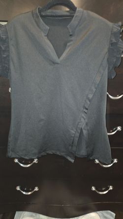 Women's Ruffle Top - BRAND NEW
