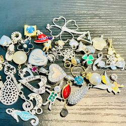 Pendants And Trinkets 