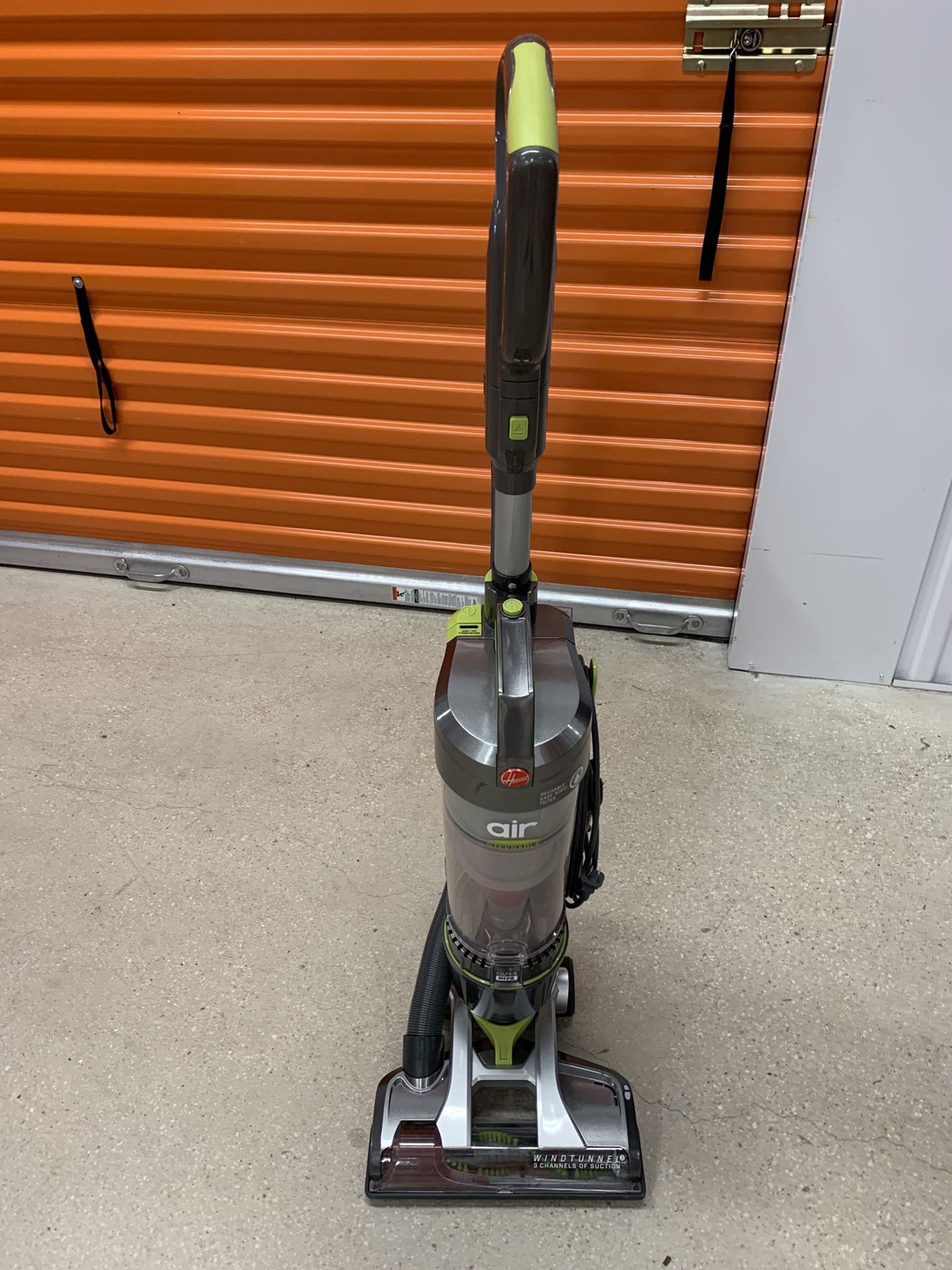 Hoover Vacuum, barely used.