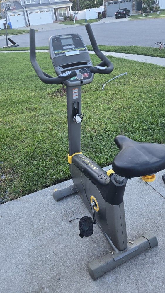 Livestrong Stationary Bike