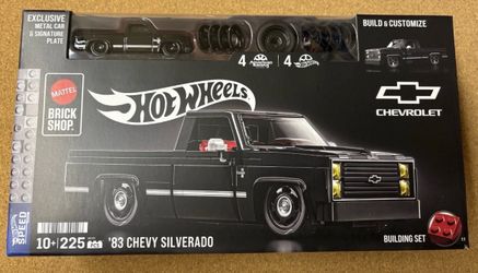 Mattel Brick Shop Hot Wheels ’83 Chevy Silverado Building Toy 225 Pieces 🔥🔥🔥