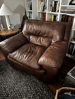 Oversized Armchair 