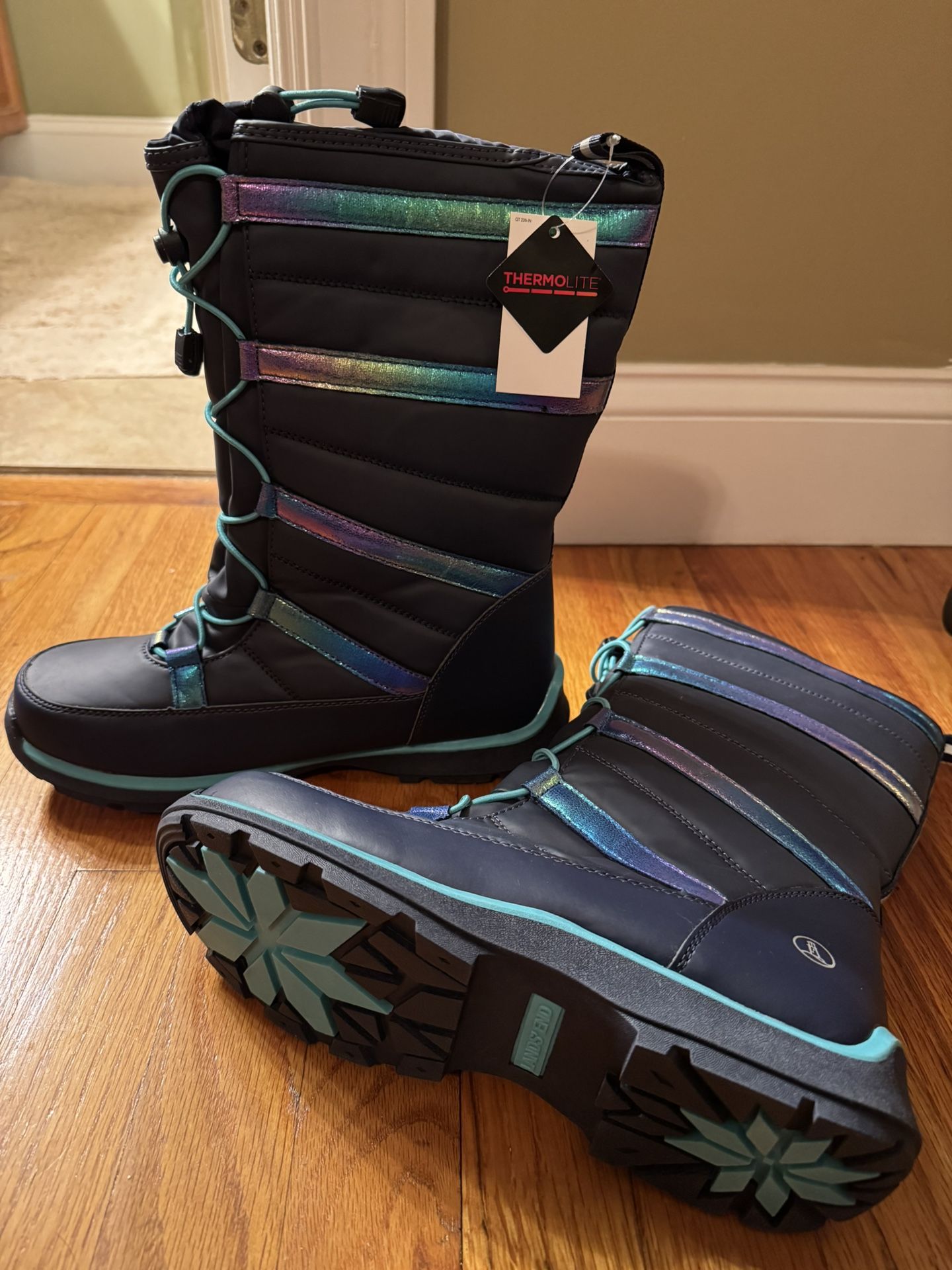 Lands End Snow boots, Youth Size 7, Navy