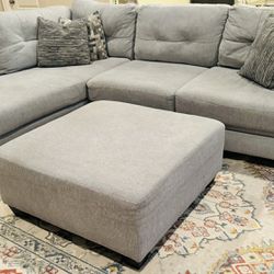 Sectional Sofa With Chaise and ottoman