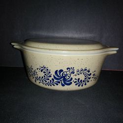 Pyrex Homestead Dish