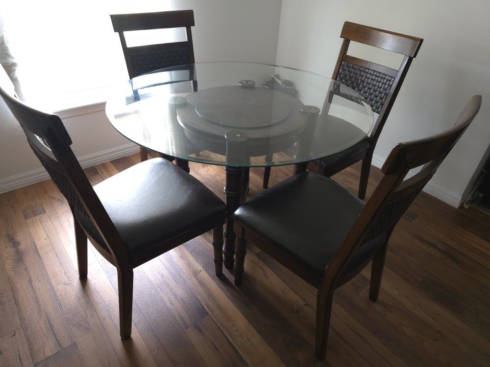 Dining Room Table With Chairs