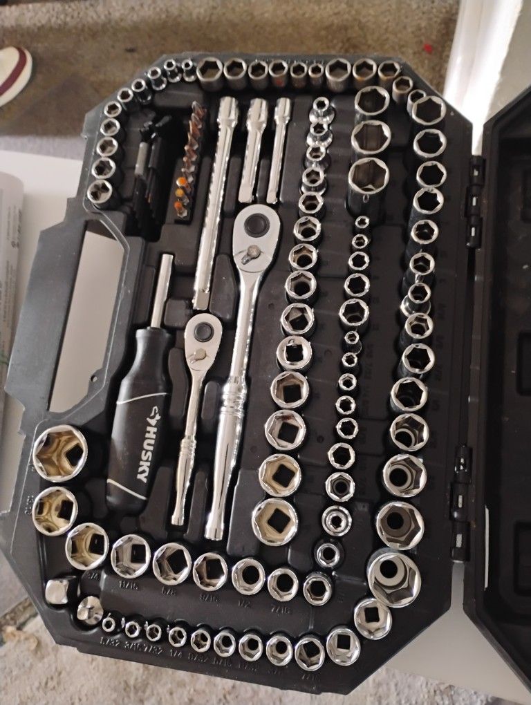 Husky Tool Set Great Deal
