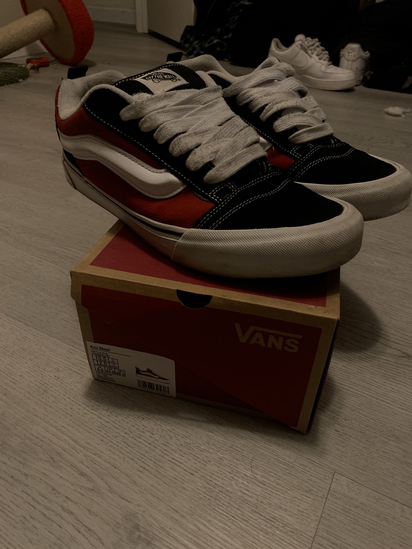 Vans Knu Skool