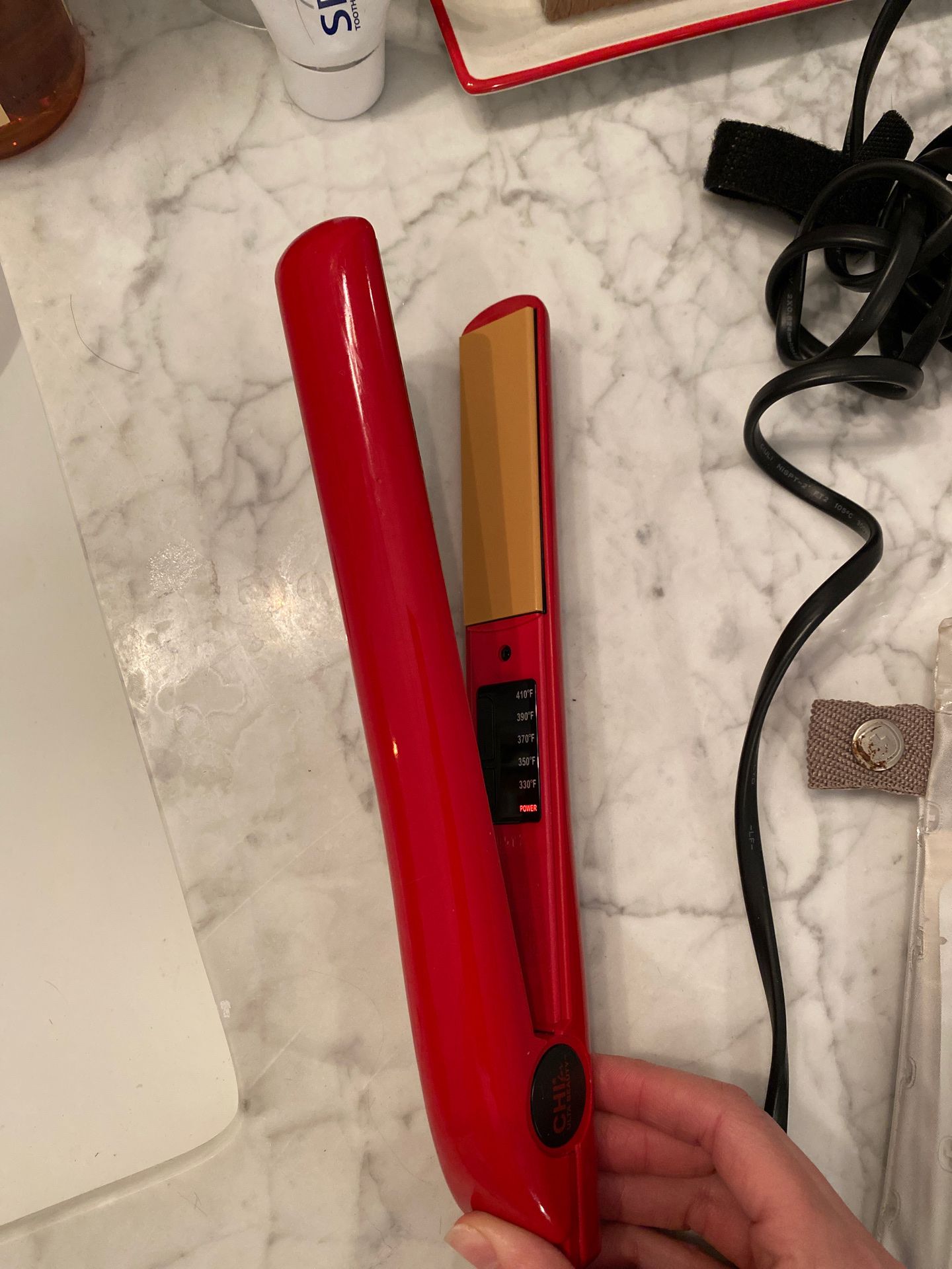 CHI hair straightener