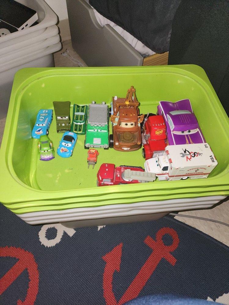 Lightning McQueen Toys